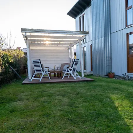 بيت للعطل Gemuetliches Holzhaus Mit Sauna An Der Ostsee Und Schlei