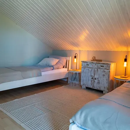 Gemuetliches Holzhaus Mit Sauna An Der Ostsee Und Schlei