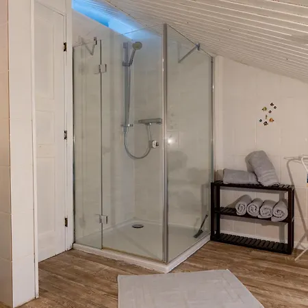 Gemuetliches Holzhaus Mit Sauna An Der Ostsee Und Schlei *