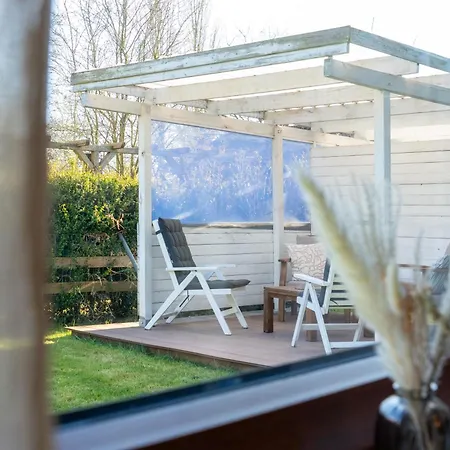 Prázdninový dům Gemuetliches Holzhaus Mit Sauna An Der Ostsee Und Schlei *