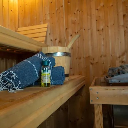 Gemuetliches Holzhaus Mit Sauna An Der Ostsee Und Schlei Holiday home